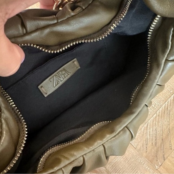 Zara purse - Picture 4 of 4